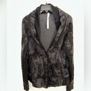 Lululemon athletica Shawl collar sweater, size 12